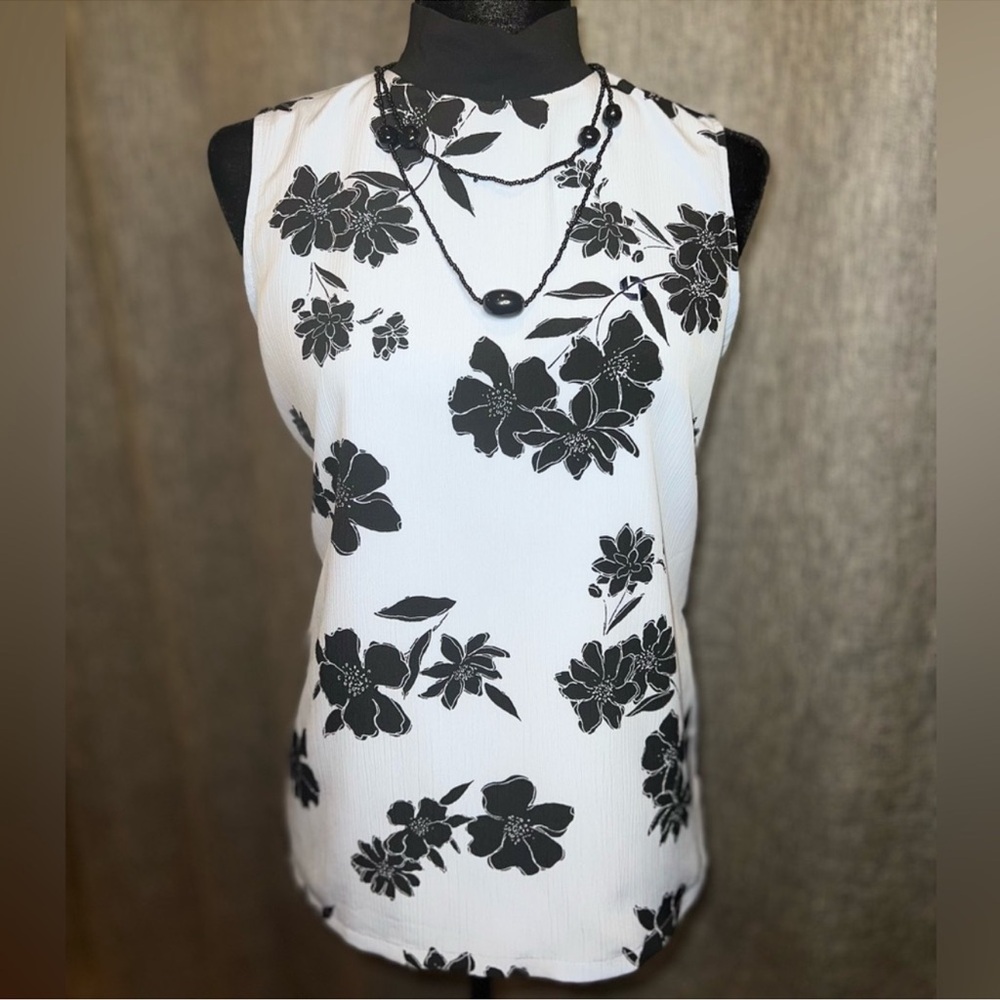 COPY - Chase Bank Employee Apparel- Lands End- Blue and Navy Floral Top